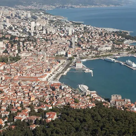 Apartment Leonarda Split